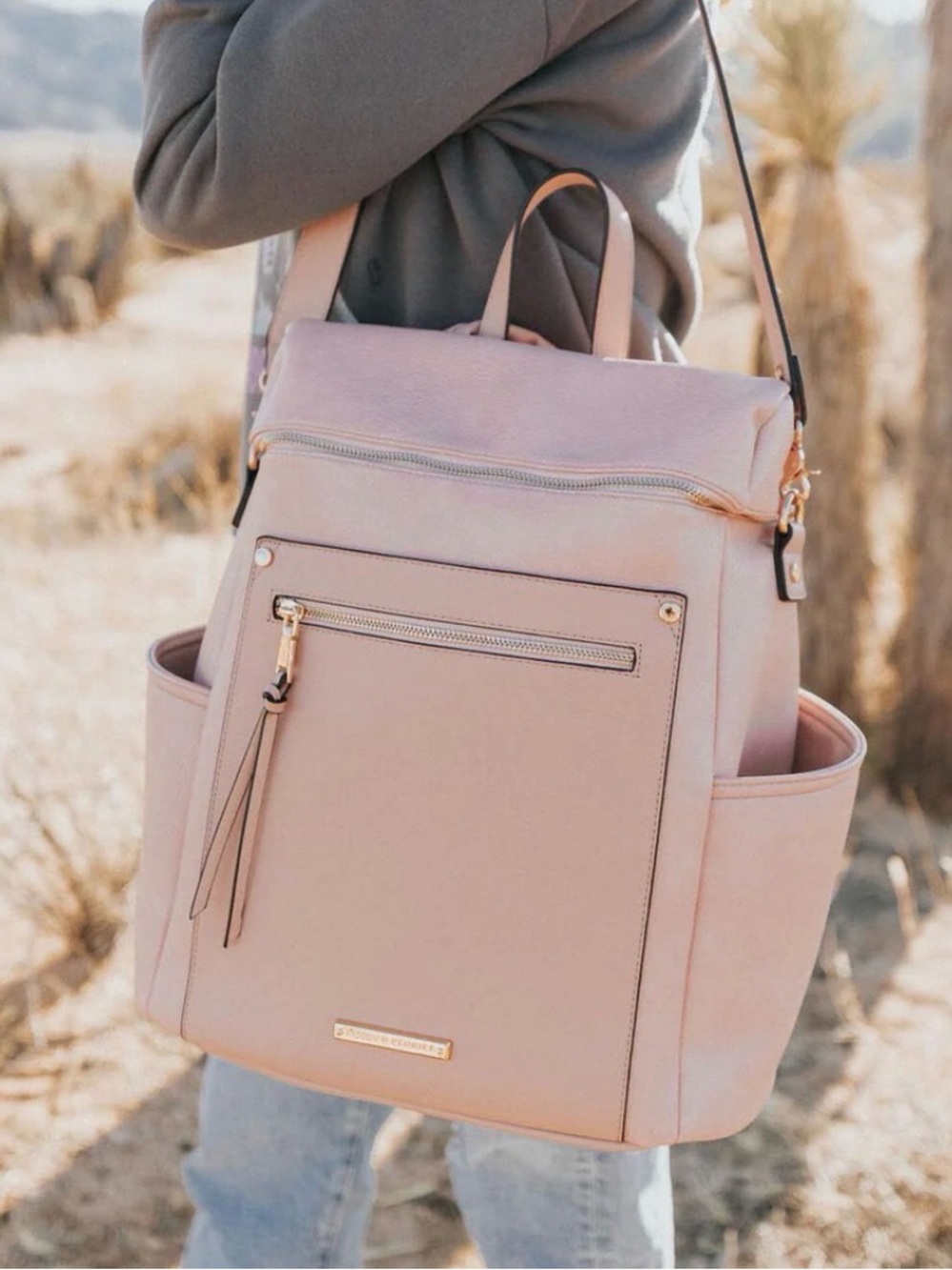 Poppy & Peonies Commuter Backpack Blush - Picture 5 of 6